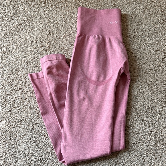 NVGTN Pants - NVGTN Women's Pink Leggings